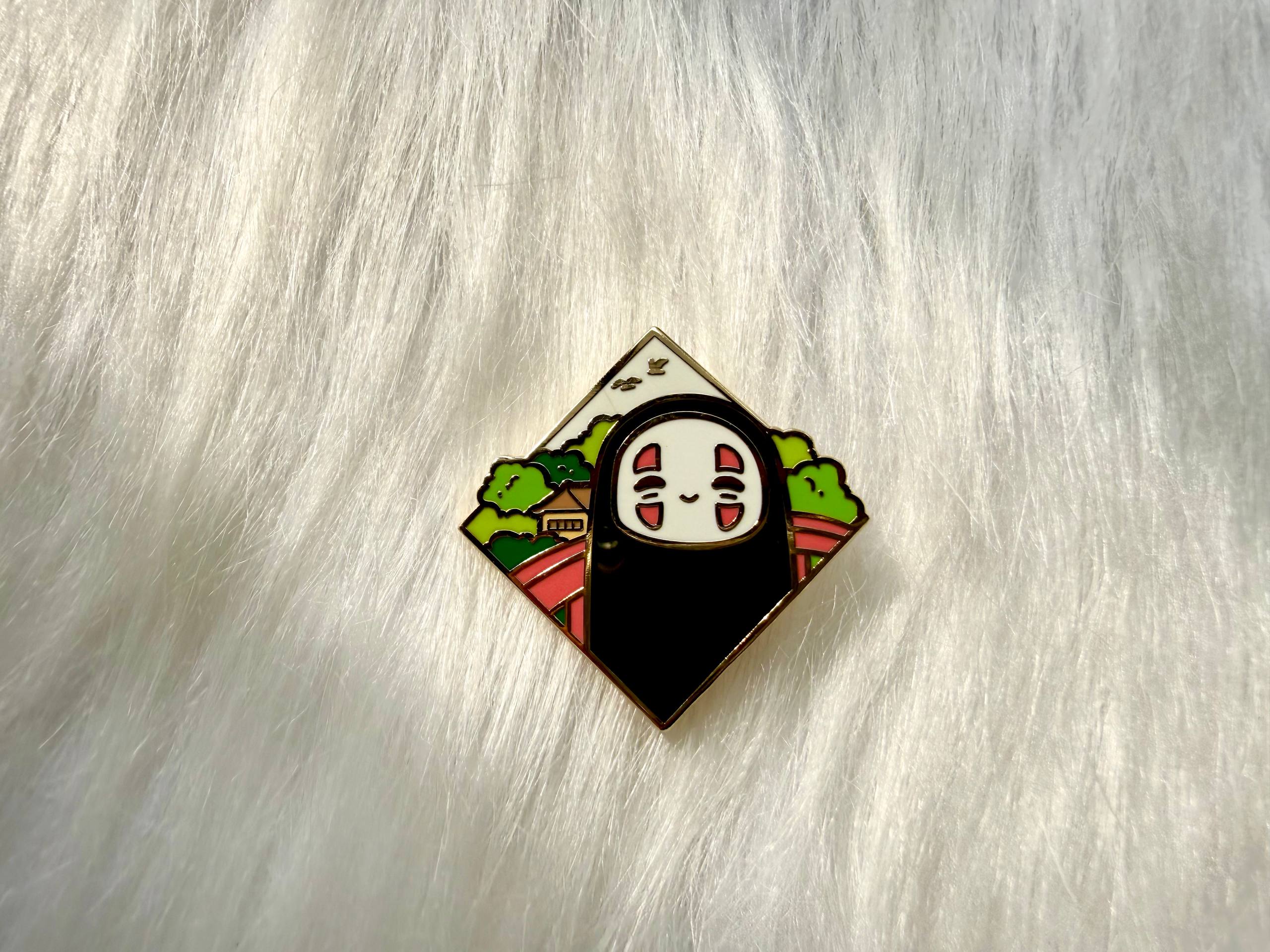 Diamond No Face Enamel Pin (Seconds Grade)